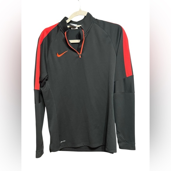 Nike Women’s Dri-FIT 1/4 Zip Training Top Black with Red Accents Sz M - Picture 7 of 8